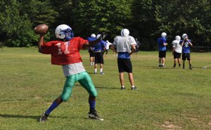 South Lakes to scrimmage Centreville on August 25