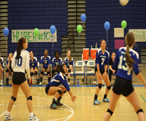 Varsity volleyball completes 9-8 season