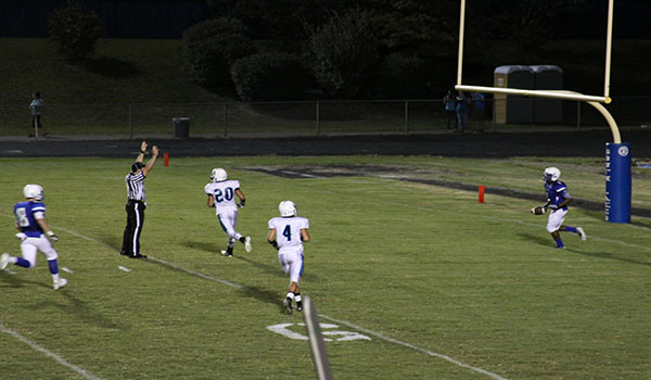 Varsity football drops home opener to Stone Bridge, 49-6