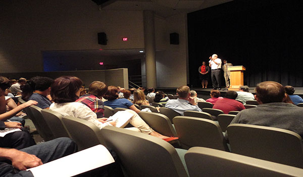 College Information Night begins senior college application process