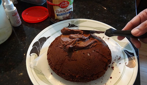 Foodie and the Feast: difficulties of cake making