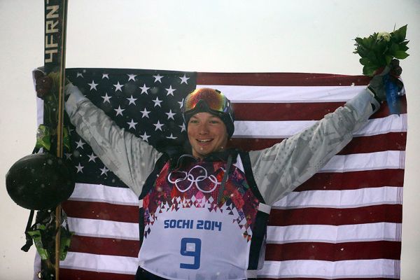 Men's Ski Halfpipe Freestyle Skiing