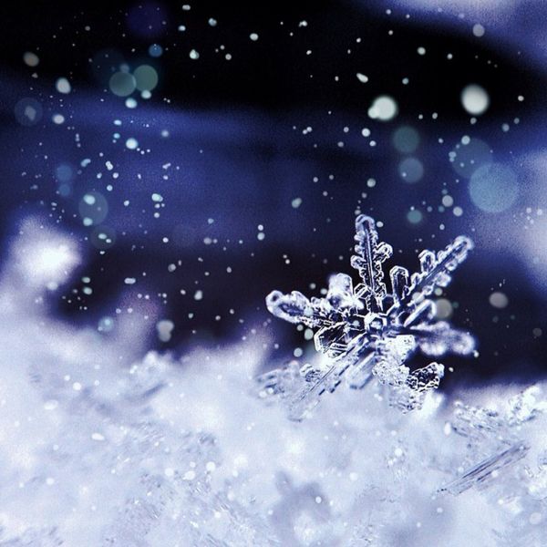 Picture of a Snowflake, Courtesy of www.beautifulnow.is