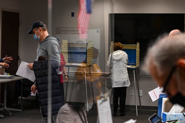 Photo via Kenny Holston/The New York Times