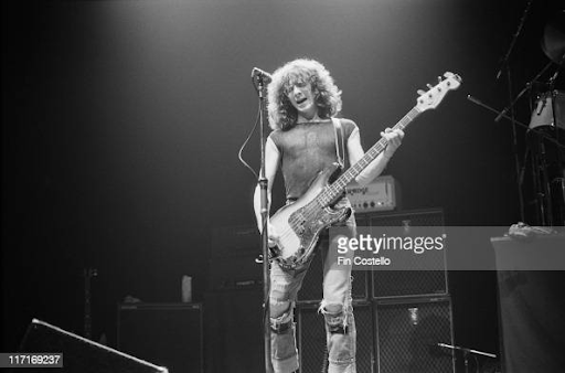 Image via Getty Images (Fin Costello)