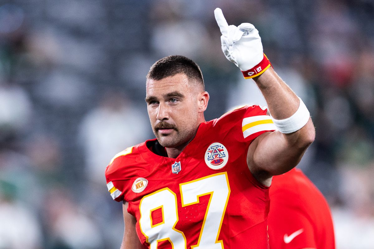 Travis Kelce / (Image courtesy of Vox)