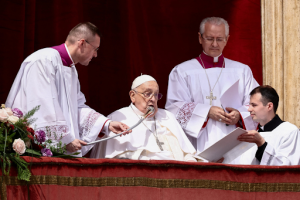 Pope Francis’ last public appearance on Easter Sunday
Image via New York Times