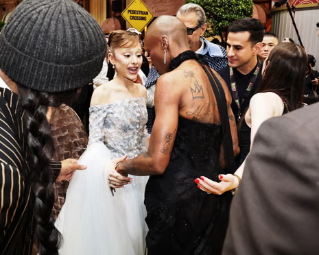 Ariana Grande Grabbed By Fan At Wicked Premier